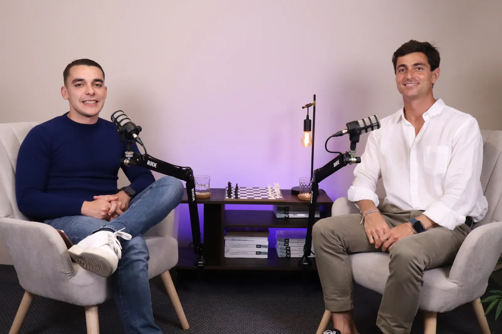 Fábio Gomes e Martim de Botton durante a gravação do episódio